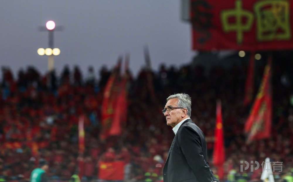 中场大师巅,峰演绎,优雅与简洁,皇冠娱乐体育官网,Crown,SPORTS,皇冠娱乐体育中国官网,Crown体育平台,皇冠娱乐体育服务