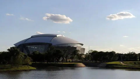 重温传奇荣光，多特商城限时福利：免费定制罗伊斯11号战袍，球迷专属尊享！