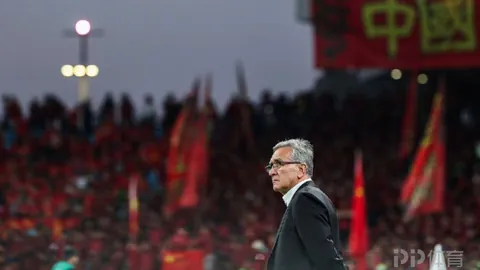 中场大师巅峰演绎：优雅与简洁并存